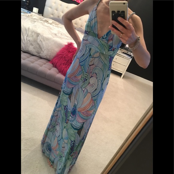 Long Marciano stunning dress